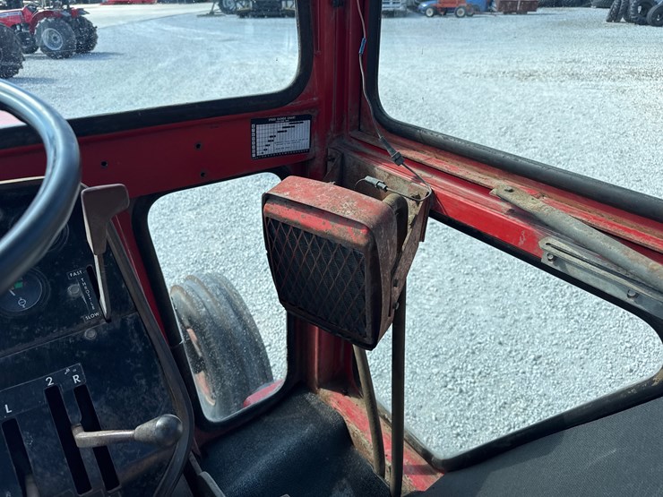 massey-ferguson-1085-image-24