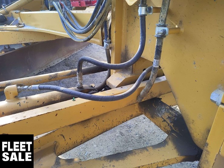 2020-caterpillar-14-image-43