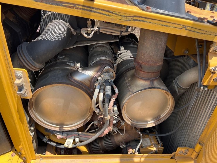 2019-caterpillar-d6t-lgp-image-21
