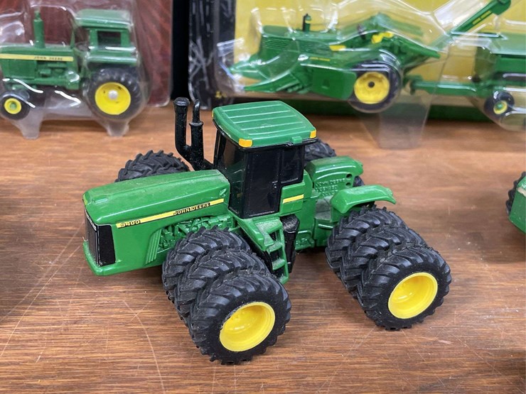 john-deere-64-image-6