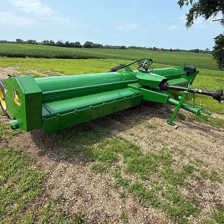JOHN DEERE 115