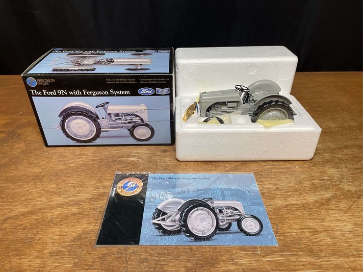 1/16-ford-9n-precision-nib-ertl-image-1