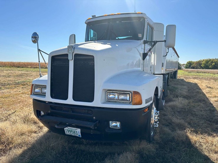 1995-kenworth-t600-image-5