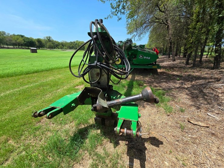 john-deere-946-image-4