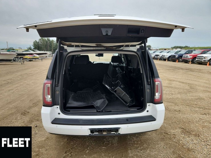 2018-gmc-yukon-slt-image-18