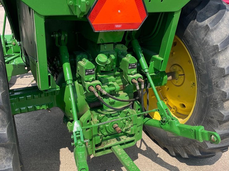 john-deere-4230-image-30