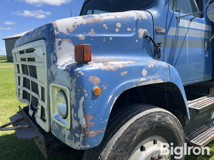 1984-international-f2375-t/a-silage-truck-image-13