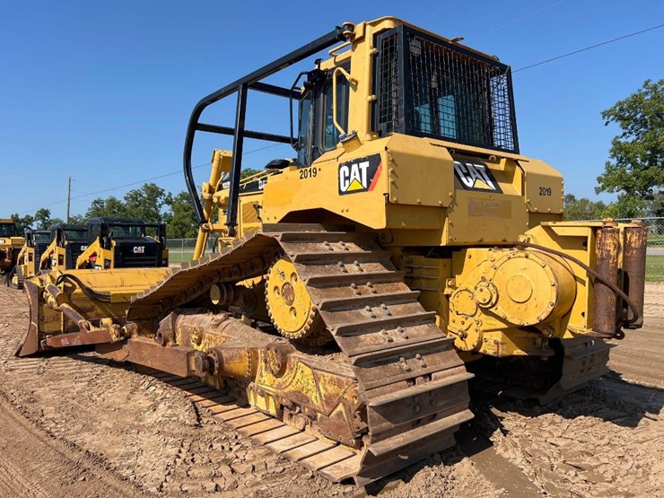 2008-caterpillar-d6t-lgp-image-2