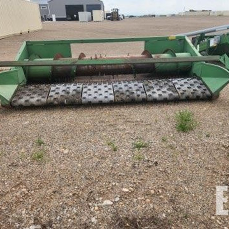 JOHN DEERE 212