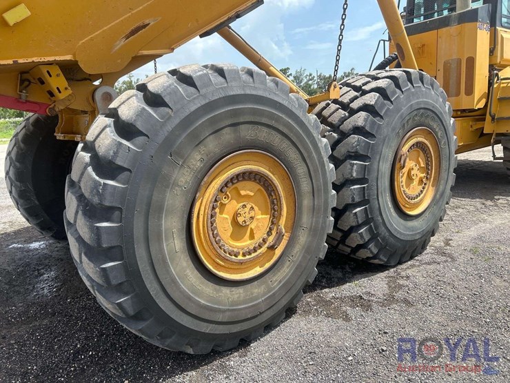 2016-deere-410e-image-9
