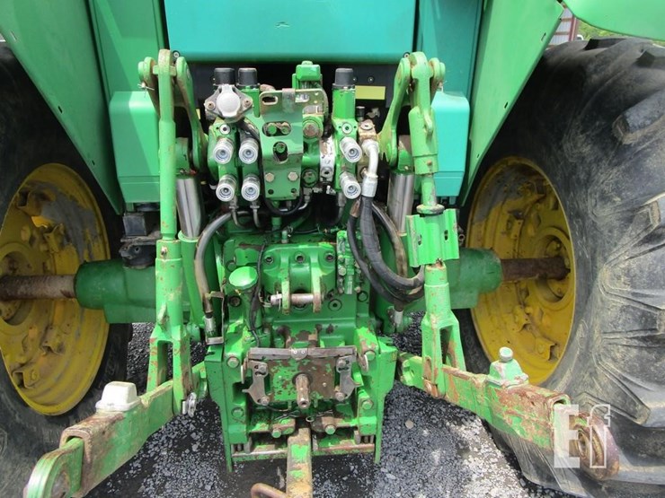 john-deere-6120-image-14
