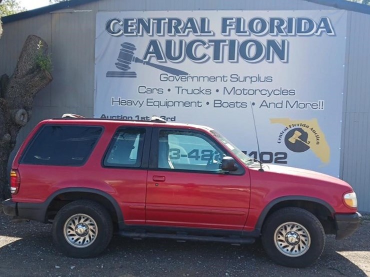 1998-ford-explorer-image-1