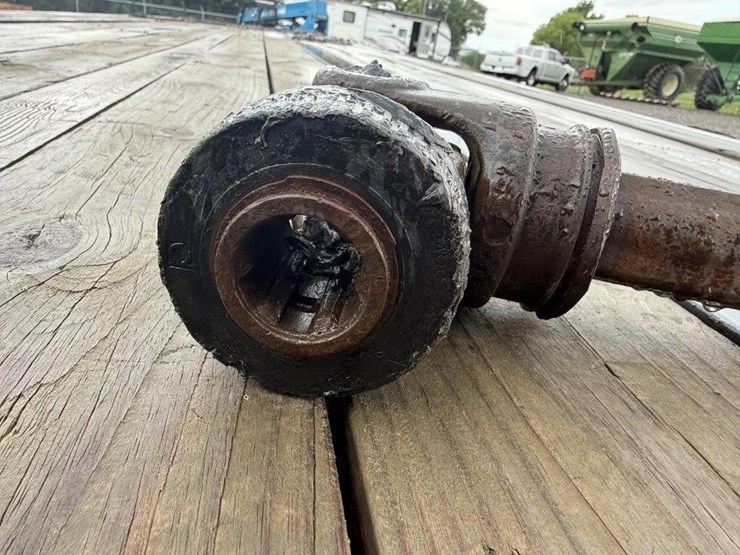john-deere-8-image-5