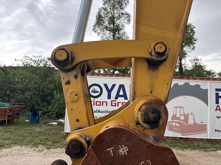 2004-caterpillar-345b-image-16
