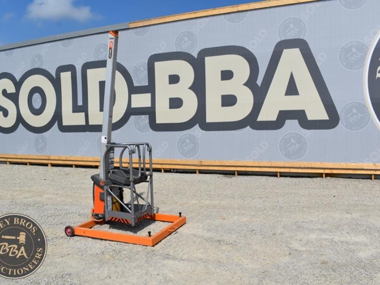2012-jlg-fs80-image-7