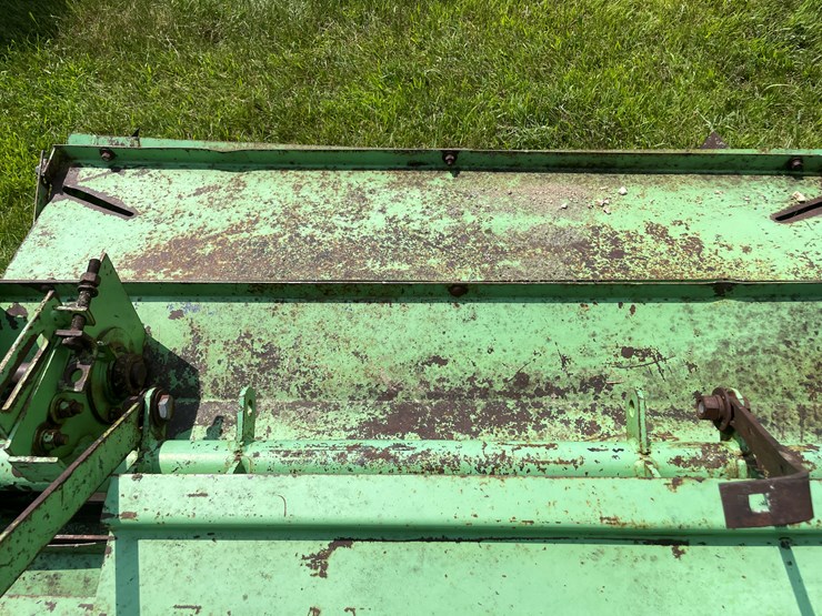 #1061-•-owatonna-260-swather-with-conditioner-image-19