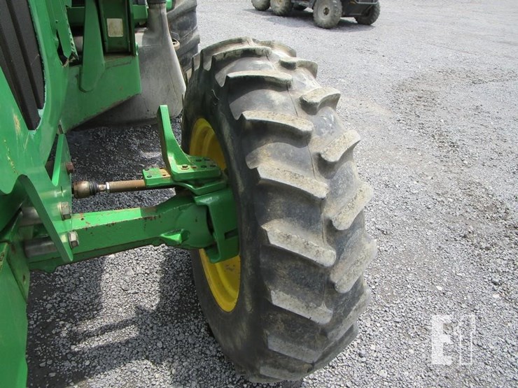 john-deere-6120-image-12
