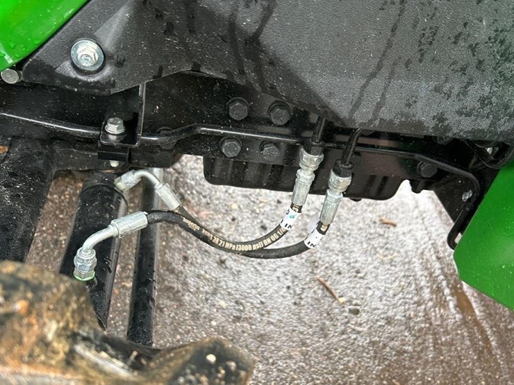 2022-john-deere-3032e-image-29