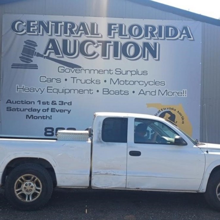 2004 DODGE DAKOTA