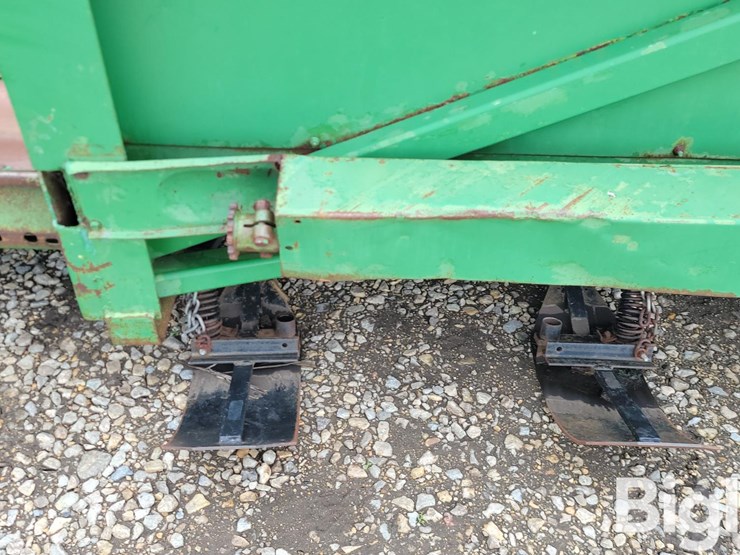 john-deere-843-image-12