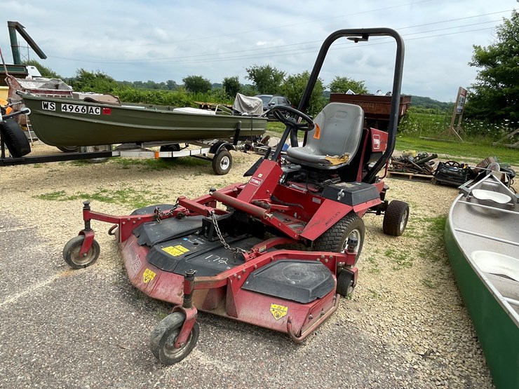 #1075-•-toro-lawn-mower-image-1