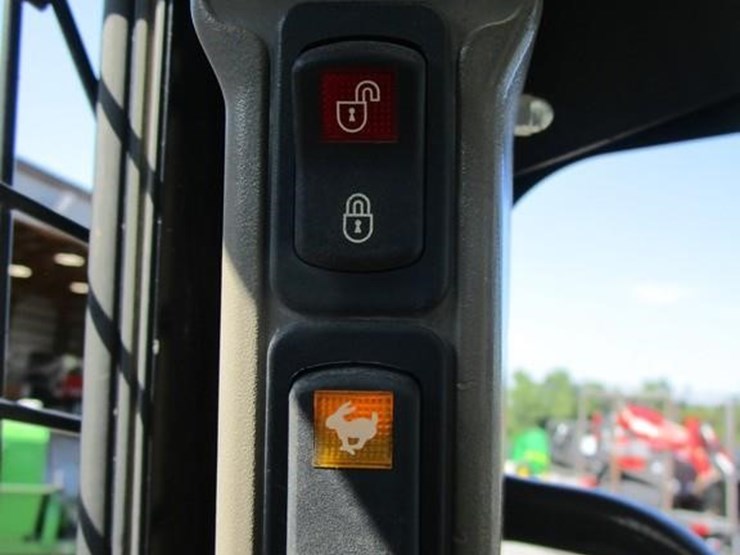 case-sr270-image-15