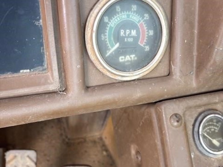 1981-caterpillar-621b-image-11