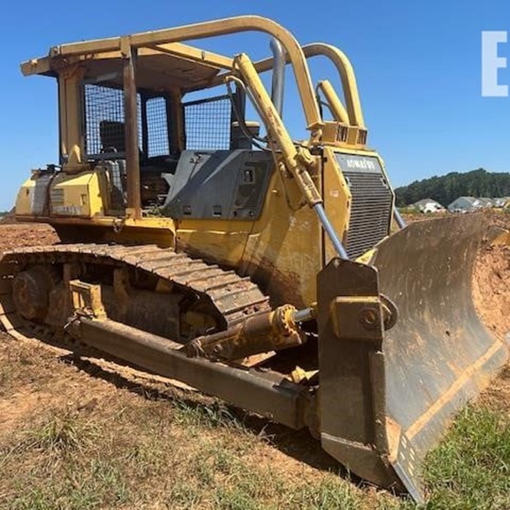 2006 KOMATSU D65EX-15E0