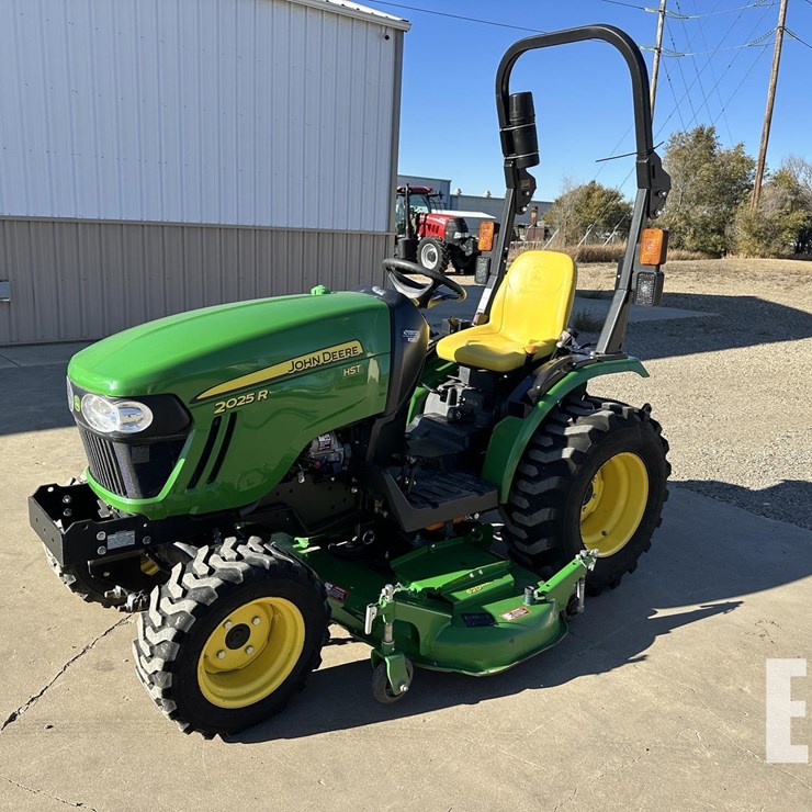 2015 JOHN DEERE 2025R