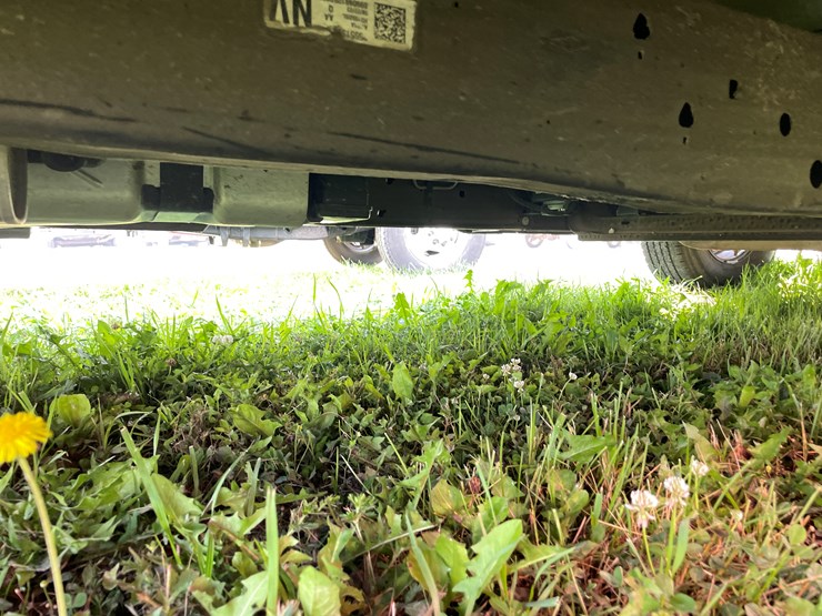 #1033-•-2023-chevy-express-van-(has-wi-salvage-title)-image-86