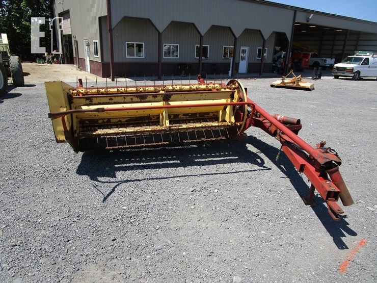 new-holland-472-image-1