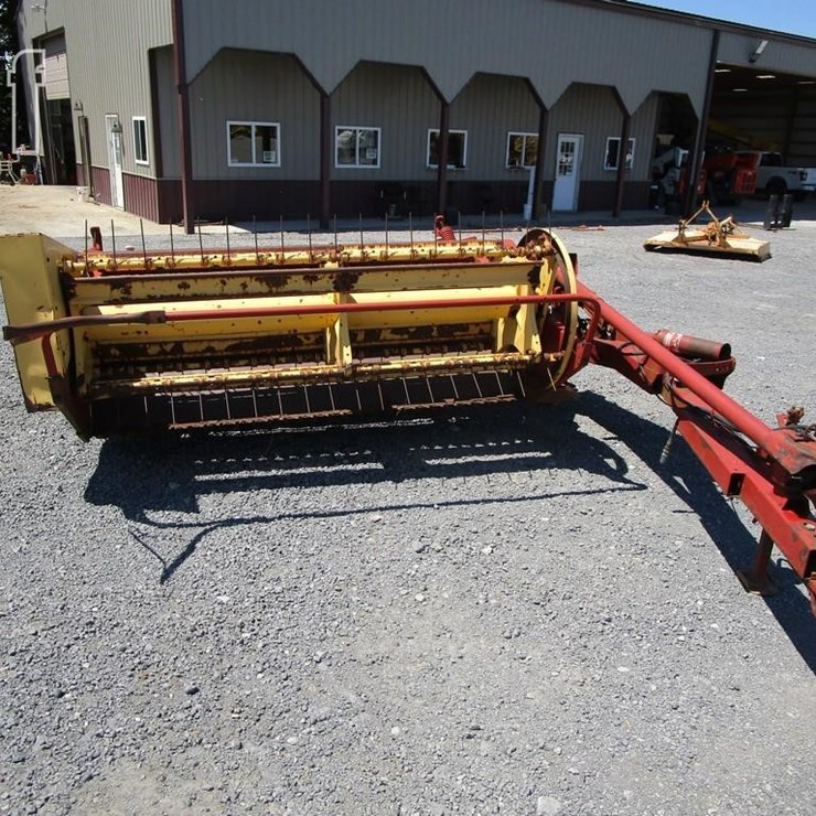 NEW HOLLAND 472