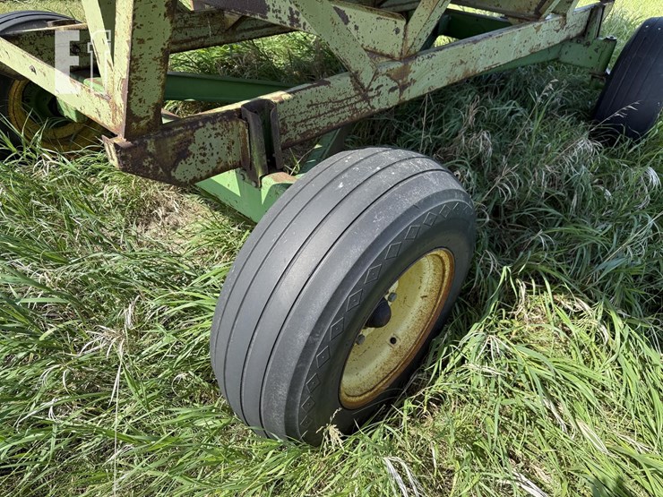 john-deere-605-image-9