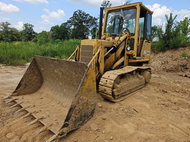 caterpillar-931b-image-1