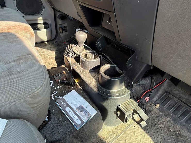 2004-ford-f150-image-24