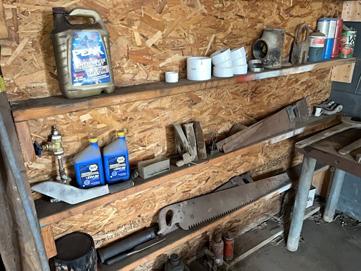 shelves-one-money:jack,-oil,-stain,-saws-support-equipment-image-5