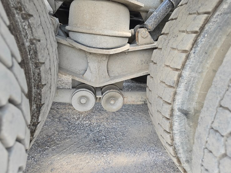 2012-kenworth-t800-image-141