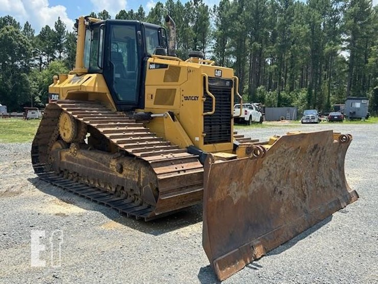 2017-caterpillar-d6n-lgp-image-2