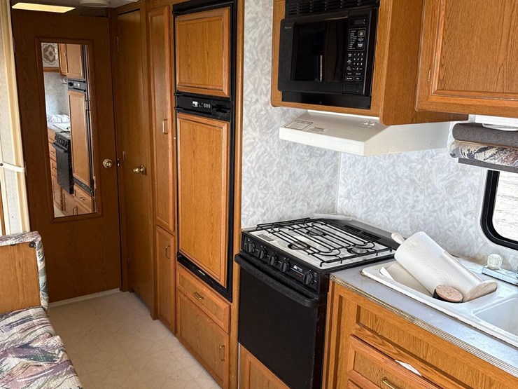 1998-jayco-eagle-25ft-camper-image-36