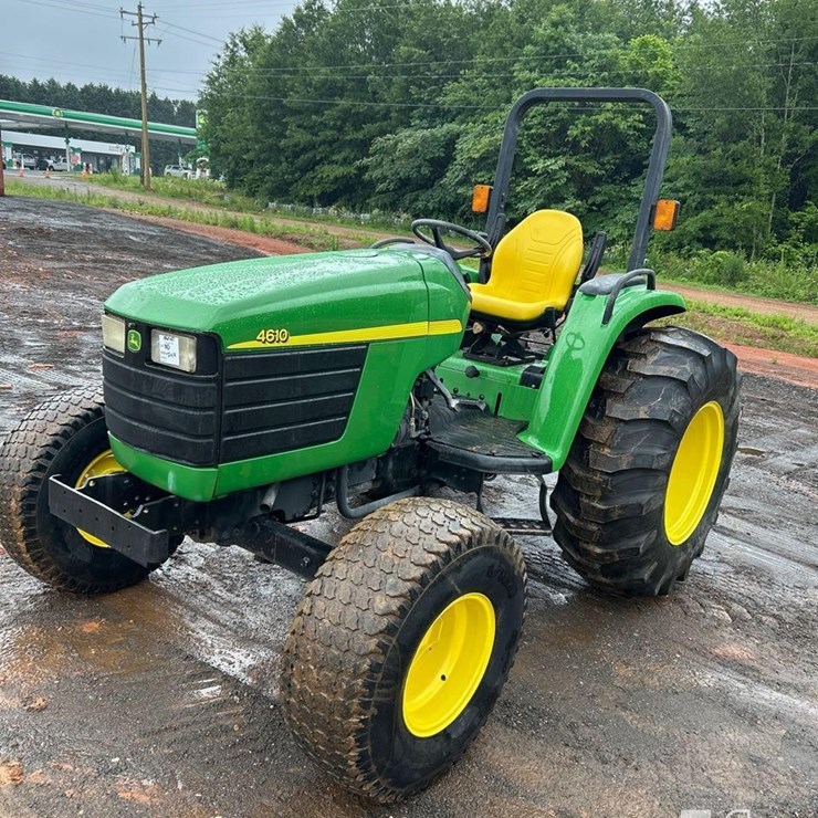 JOHN DEERE 4600