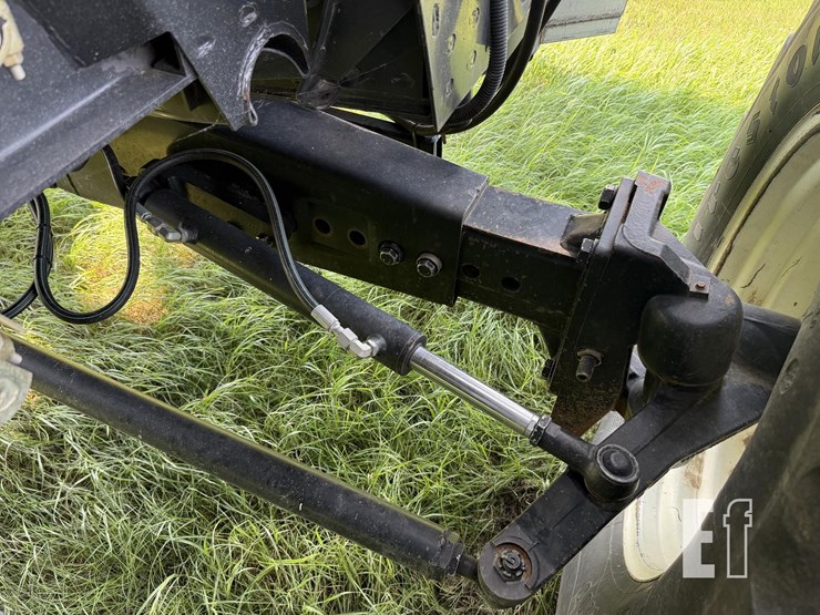 new-holland-cr960-image-30