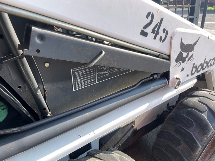 bobcat-753-image-35