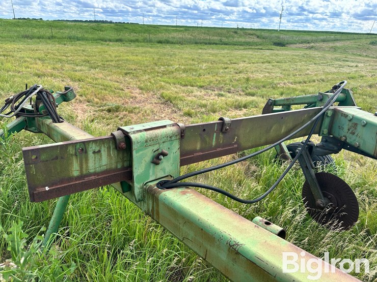 john-deere-2700-image-13