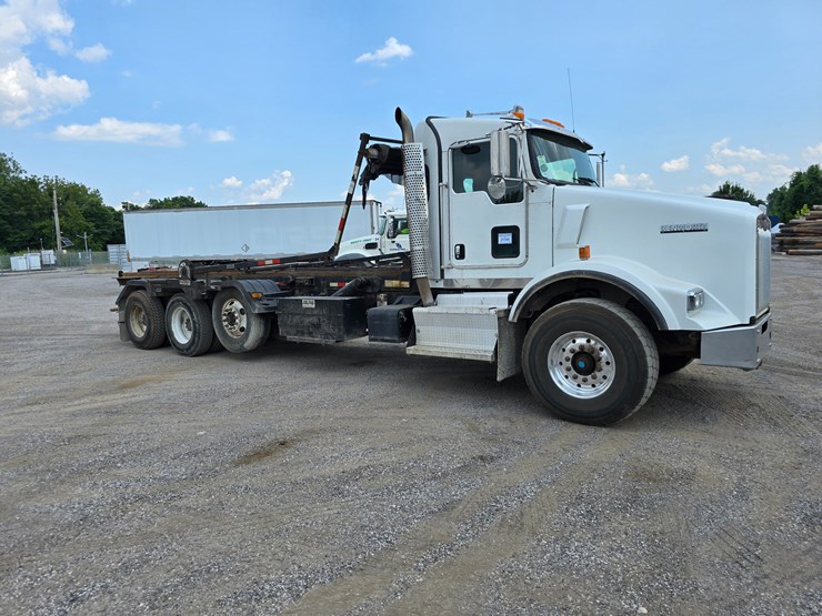 2012-kenworth-t800-image-58