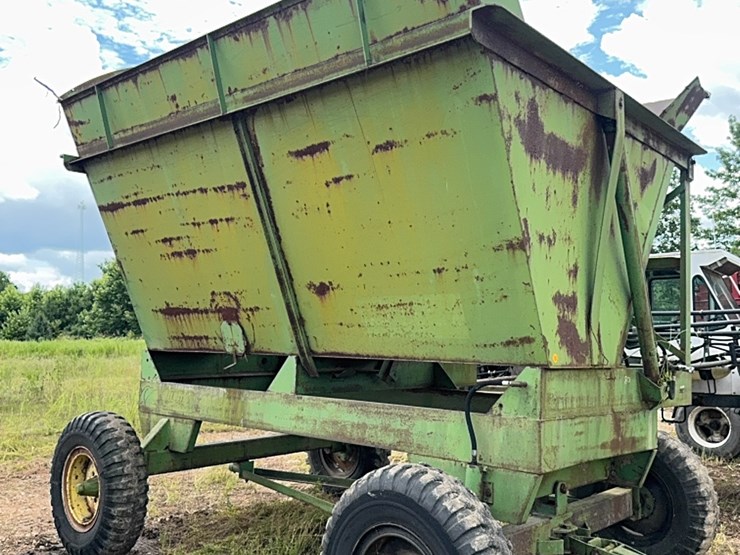 forage-wagon-image-2