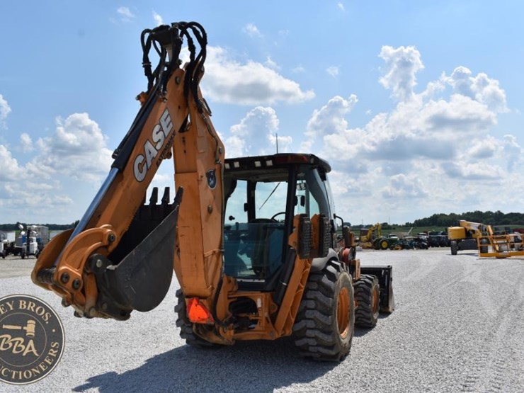 2012-case-590sn-image-10