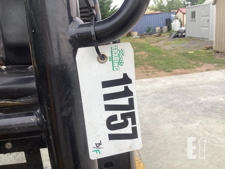 2015-caterpillar-305.5e2-cr-image-22