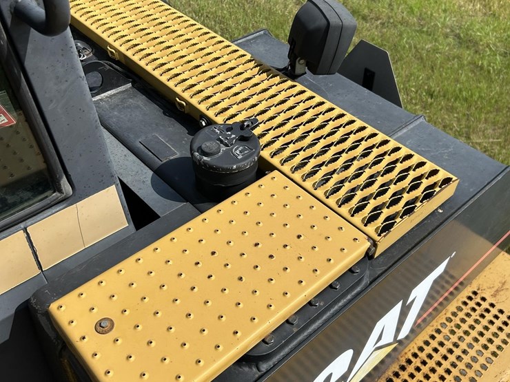 1997-caterpillar-ch85d-image-49