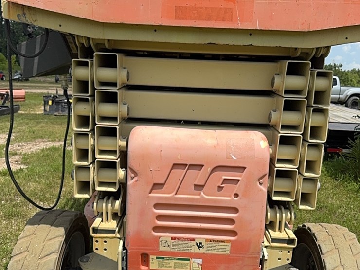 jlg-4069le-image-2