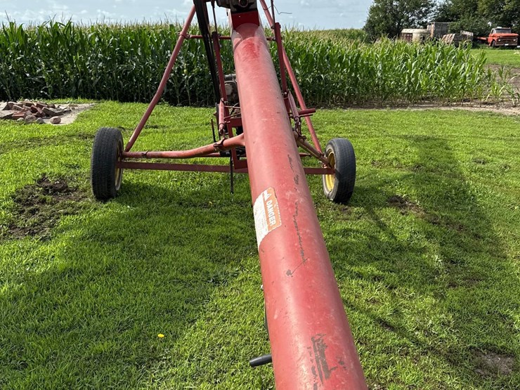 sudenga-8"-x-30ft-truck-auger-image-5